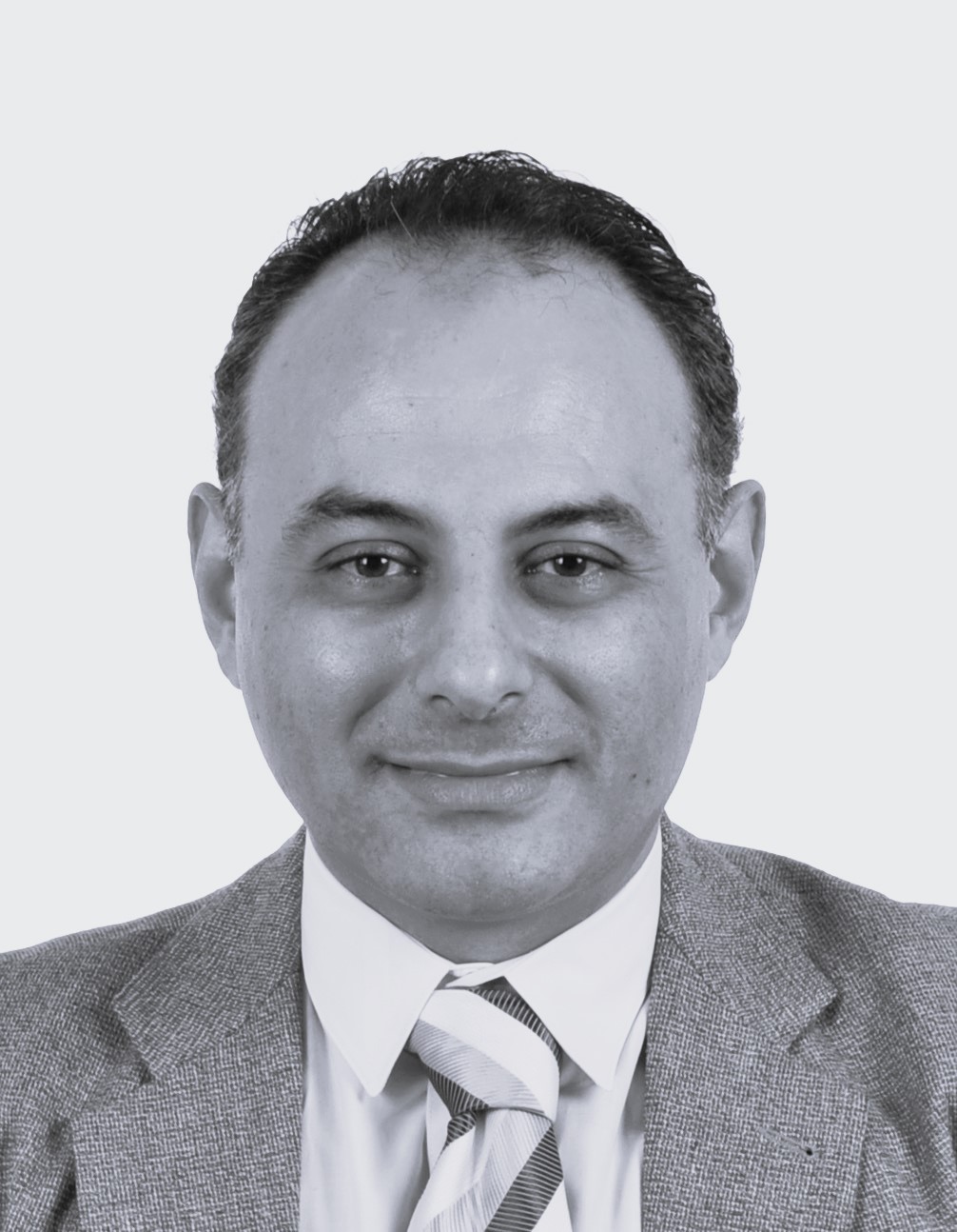 Dr. Mahmoud Mostafa